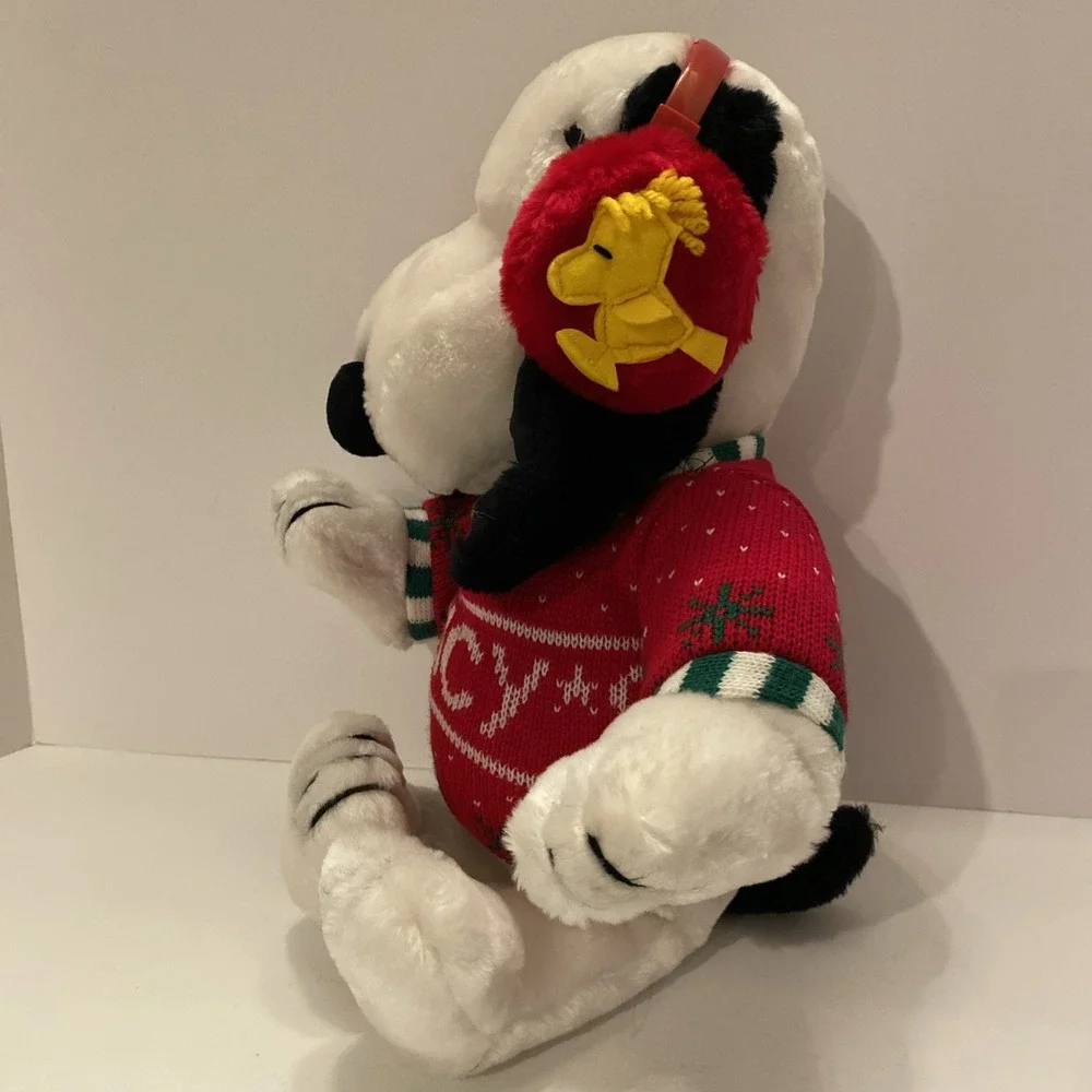 SNOOPY Peanut Plush Macys 19